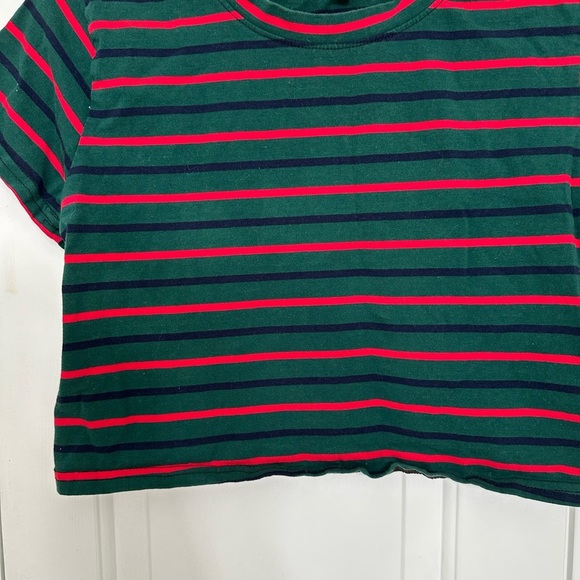 Women’s Striped Crop Top T-Shirt Medium Green Red Stretch Short Sleeve Hipster - Picture 2 of 4